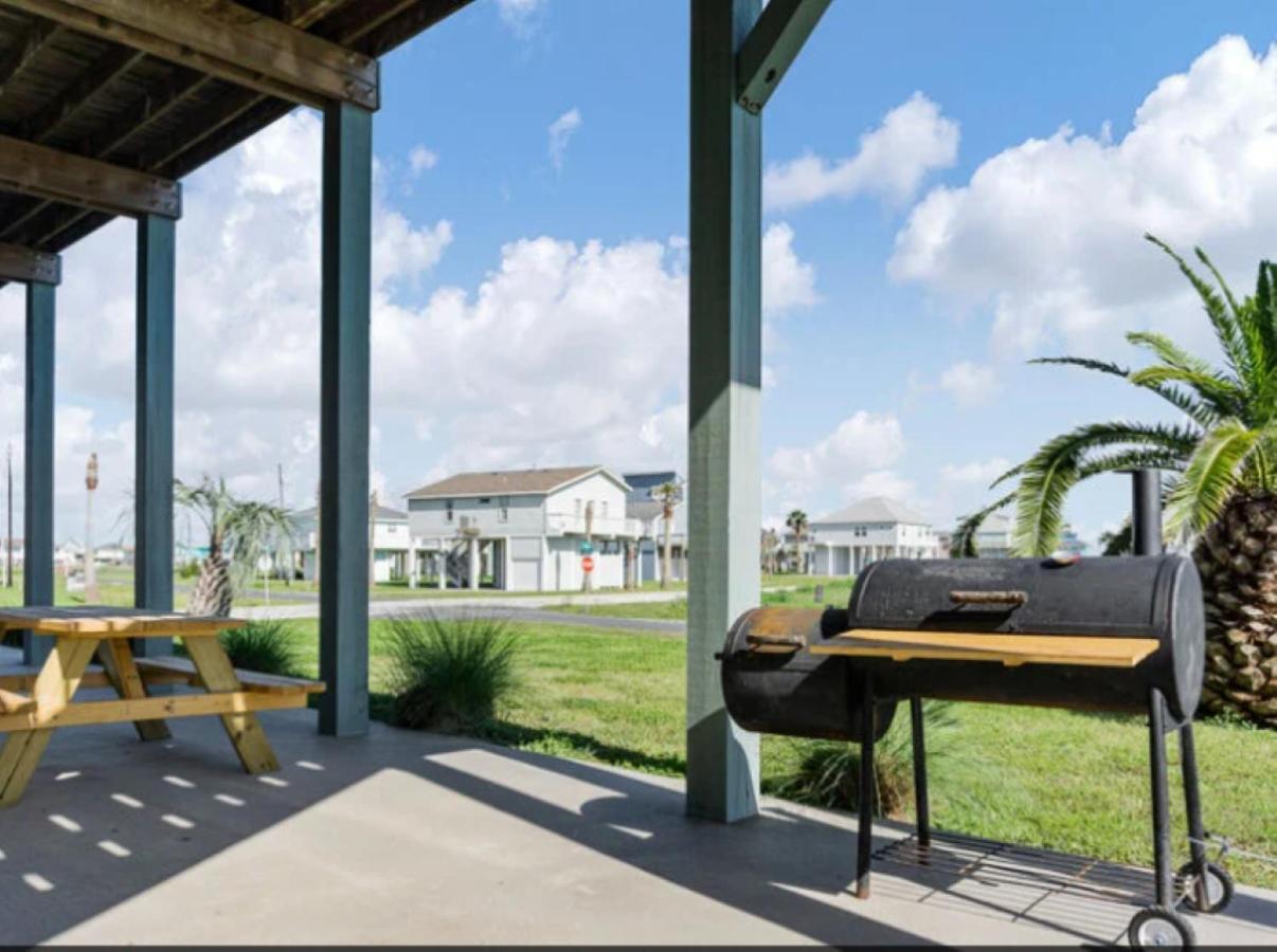 Fancy Nancy 2 Min Walk To Beach, Lyft, Pet-Friendly Bolivar Peninsula Exterior photo