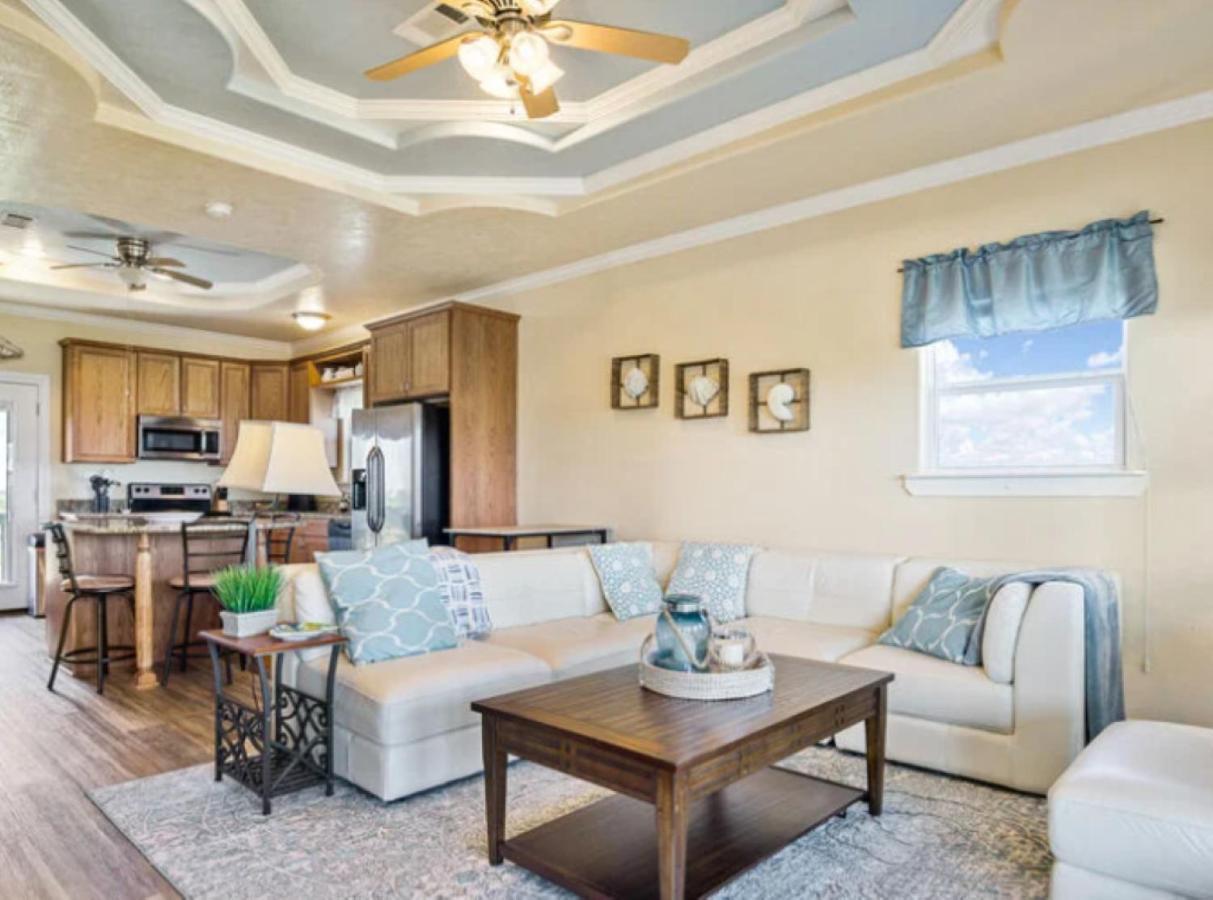 Fancy Nancy 2 Min Walk To Beach, Lyft, Pet-Friendly Bolivar Peninsula Exterior photo